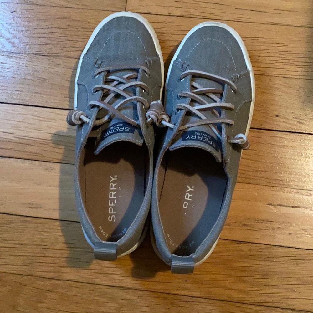 Women’s gray sperry shoes size 6